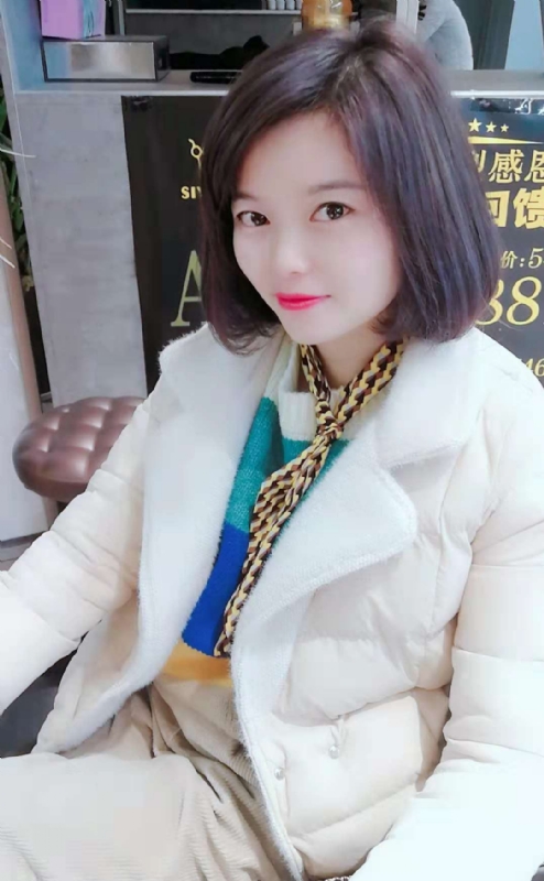 认真的雪的第一张照片--重庆残疾人相亲网