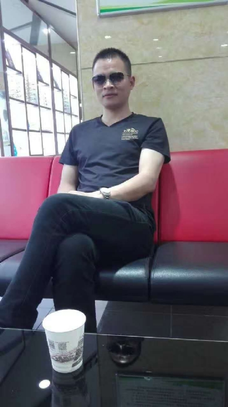 珍惜的第一张照片--重庆残疾人相亲网