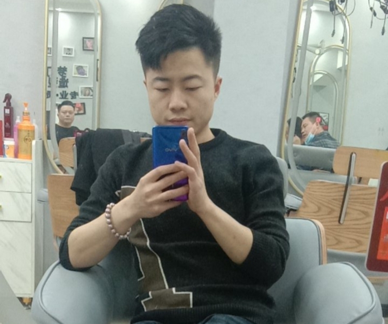 无法自拔的第一张照片--重庆残疾人相亲网